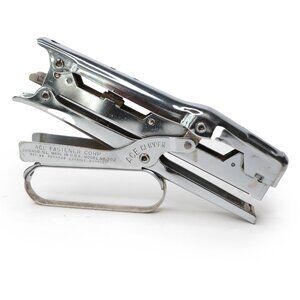 Vitnage ACE Clipper Model 702 Stapling Plier Stapler USA Silver Retro Office